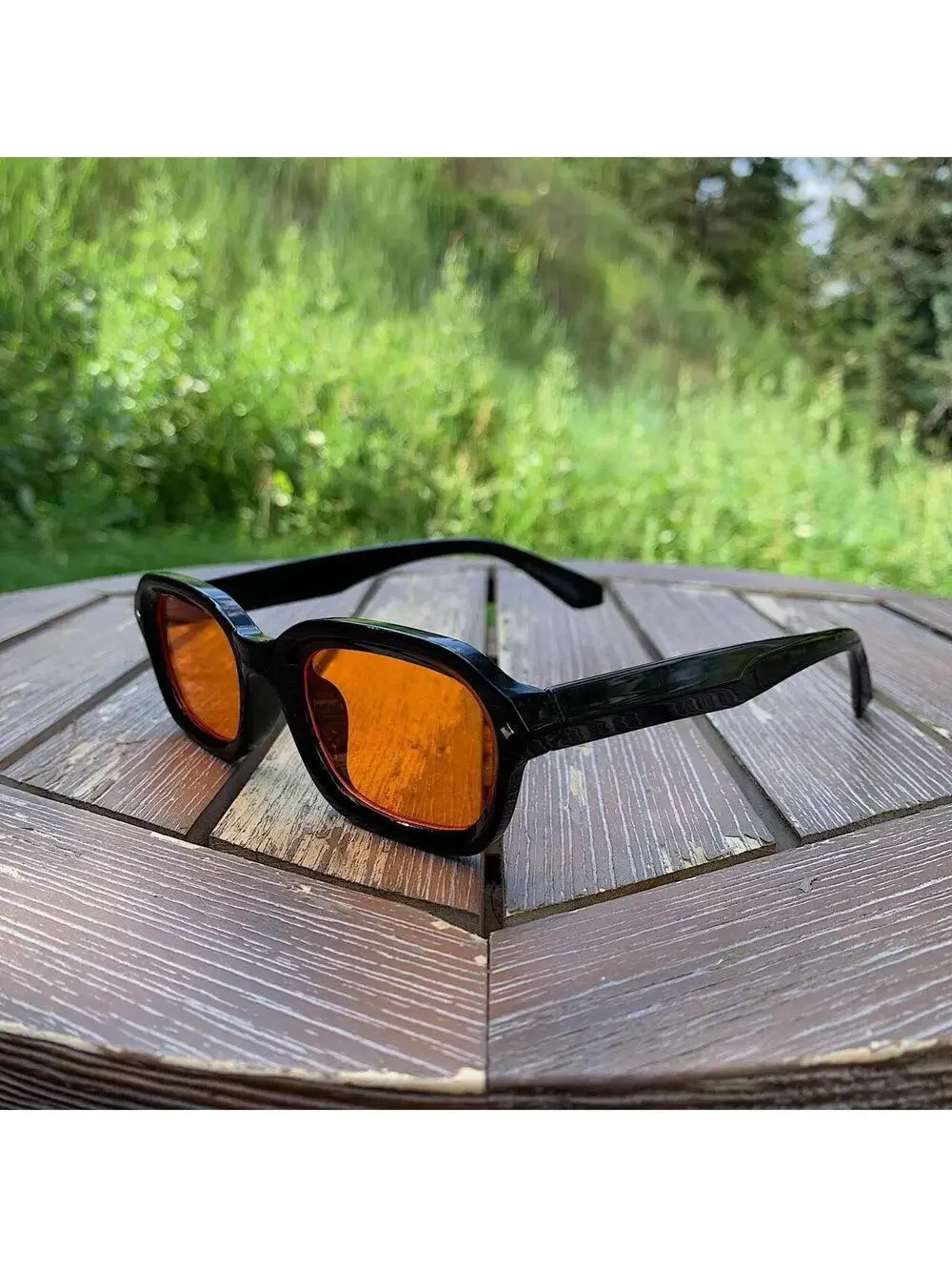 Vintage 90s y2k style square shaped sunglasses. Black frame Orange Tinted Lenses